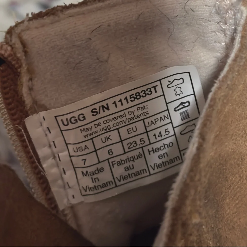 UGG Toddler Tan Boots with Durable Sole Sz‎ 7